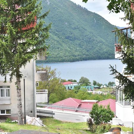 Apartments Ravno Plužine Exterior foto