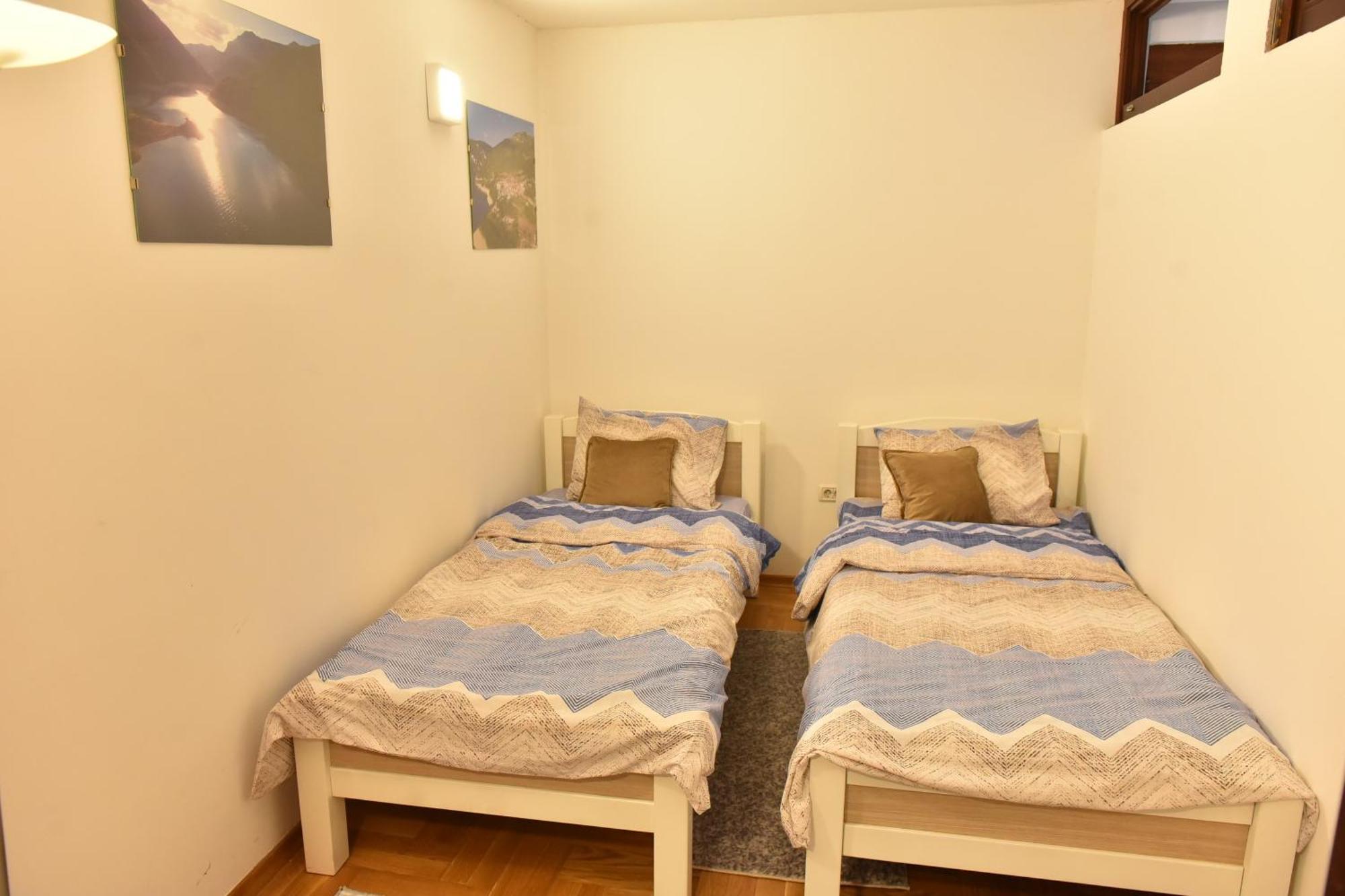 Apartments Ravno Plužine Cameră foto