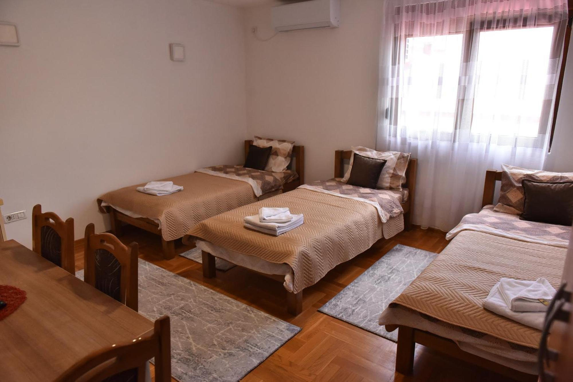 Apartments Ravno Plužine Cameră foto